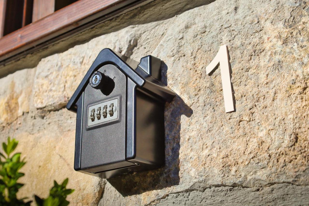 Finca La Caseria Apartamentos Onís Zewnętrze zdjęcie
