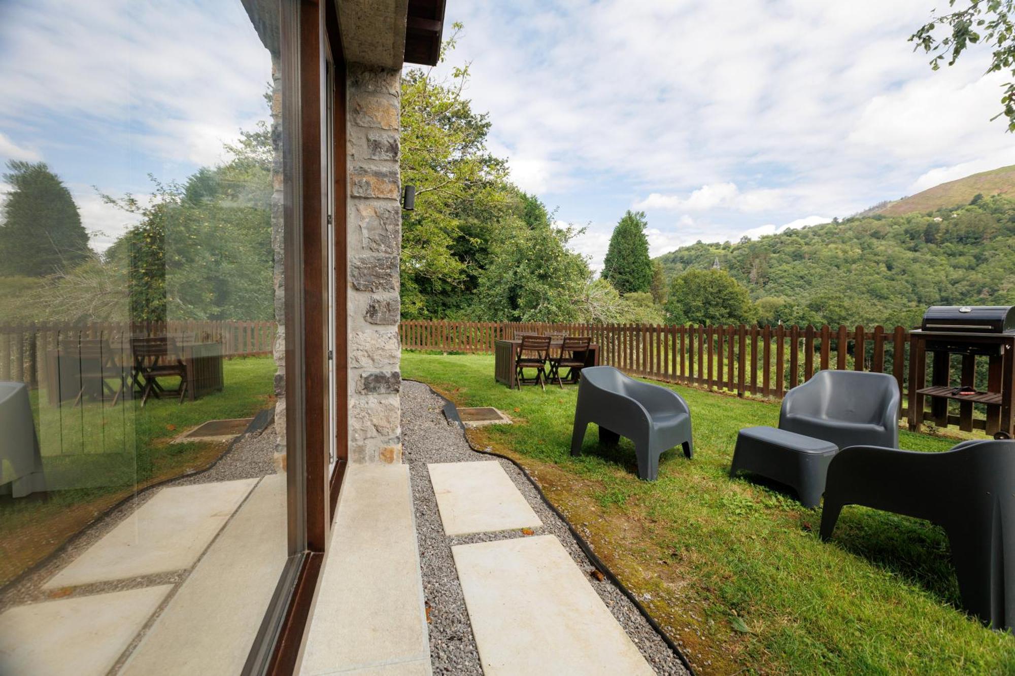 Finca La Caseria Apartamentos Onís Zewnętrze zdjęcie